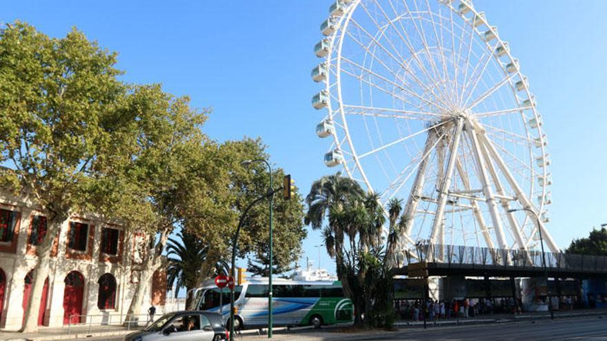 La noria, en la avenida Muelle Heredia.