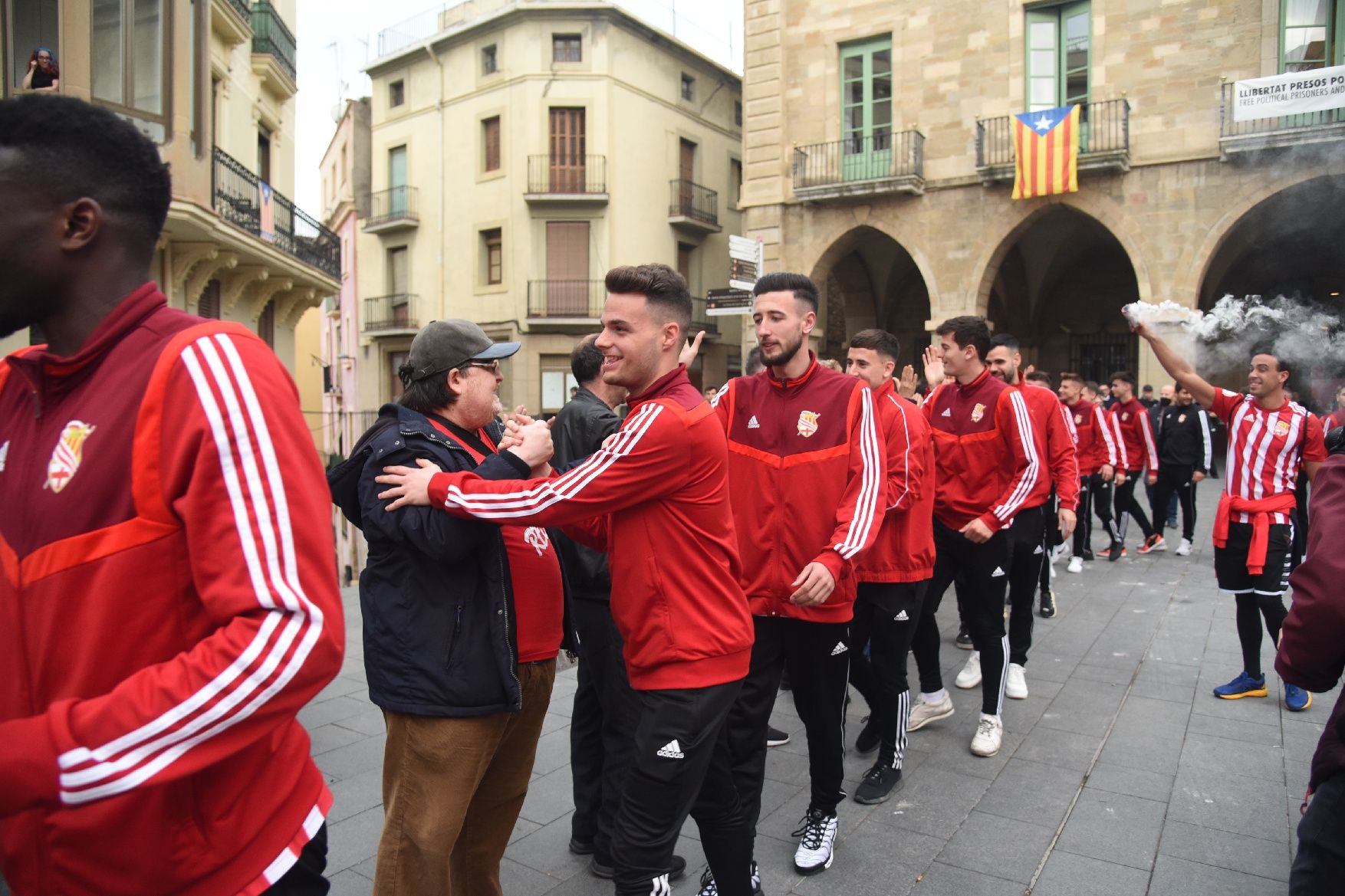 Festa a la plaça Major per celebrar l'ascens del CE Manresa