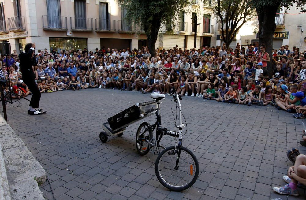 Fira de Circ al Carrer de la Bisbal