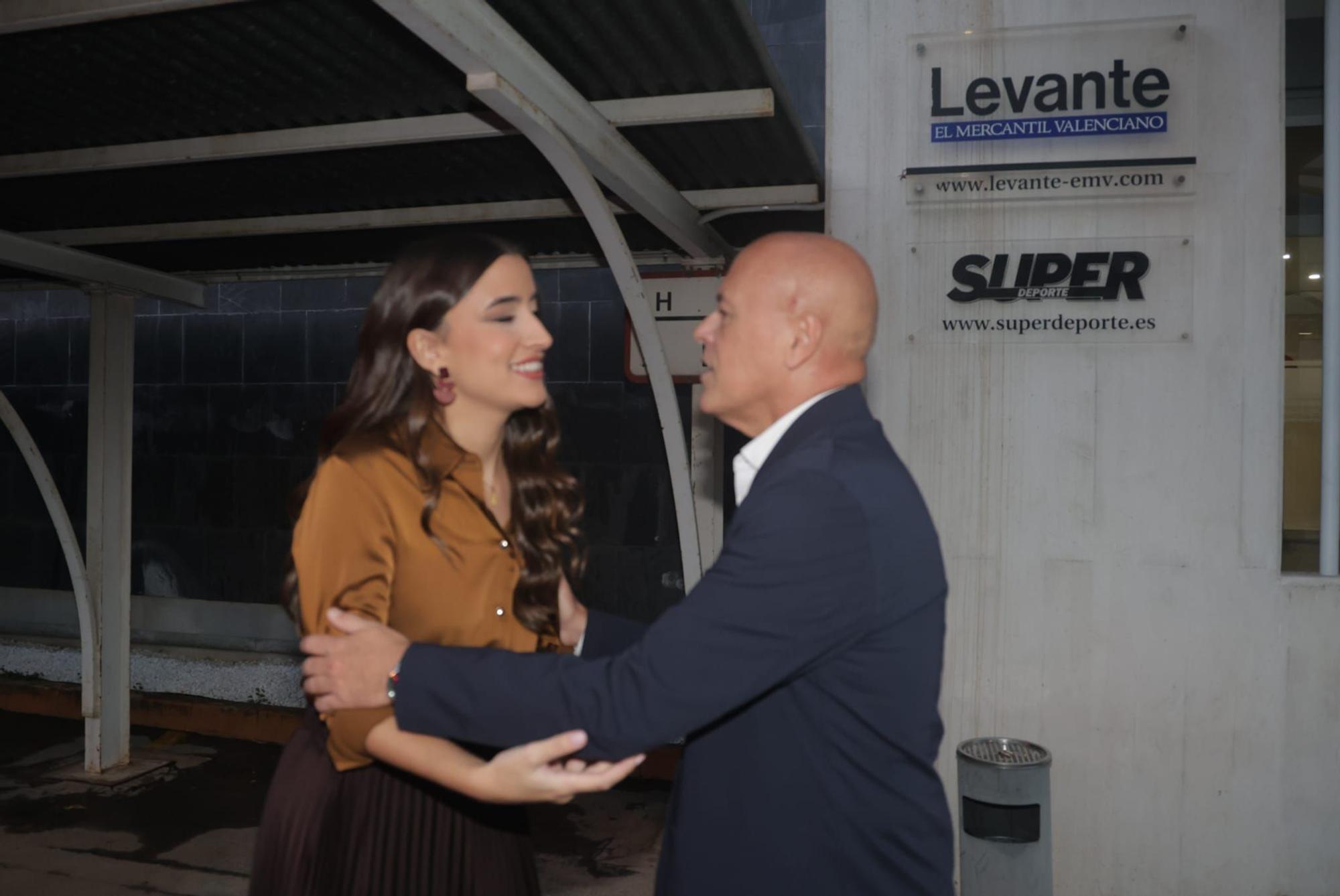 Las falleras mayores de València visitan Levante-EMV