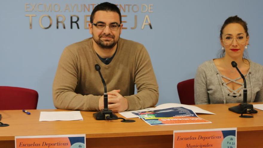 Torrevieja celebra una nueva jornada de las &quot;Escuelas Deportivas Solidarias&quot;