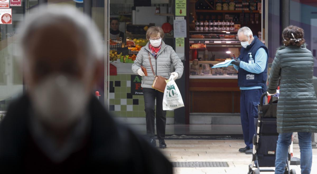 La Comisión de Bioética de Asturias rechaza dar tratamientos de UCI en función de la edad