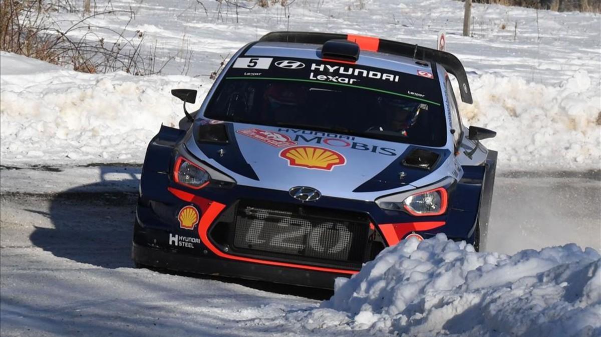 Neuville marca el ritmo en Montecarlo