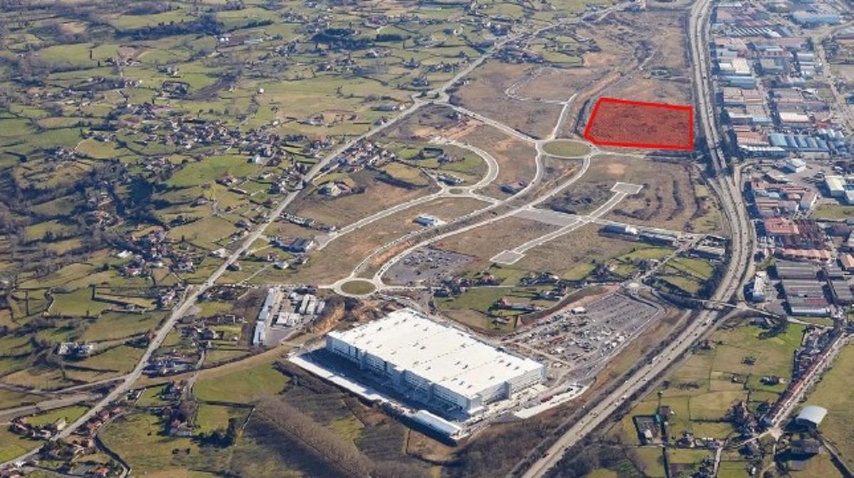 En el recuadro coloreado, parcela en la que se quiere instalar Costco.