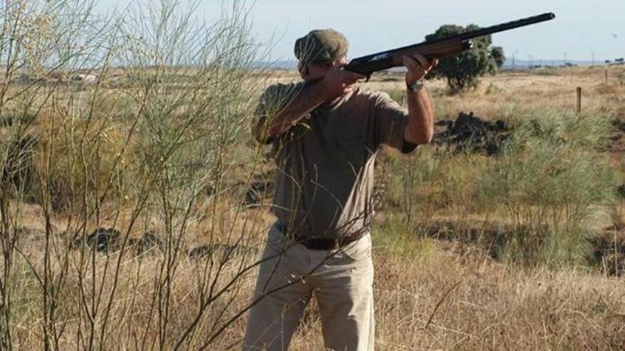 Extremadura pide a Planas plantarse ante Bruselas y frenar el recorte de la caza de la codorniz