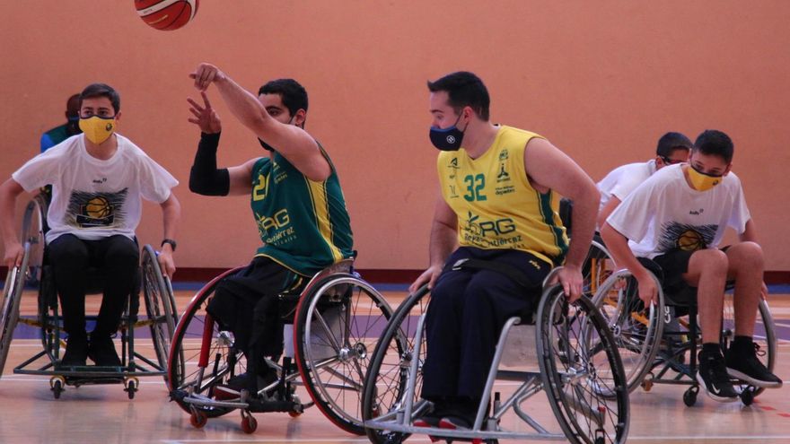 Fundación Rincón y AMIVEL llevan el basket en silla de ruedas al NEXXO Camp