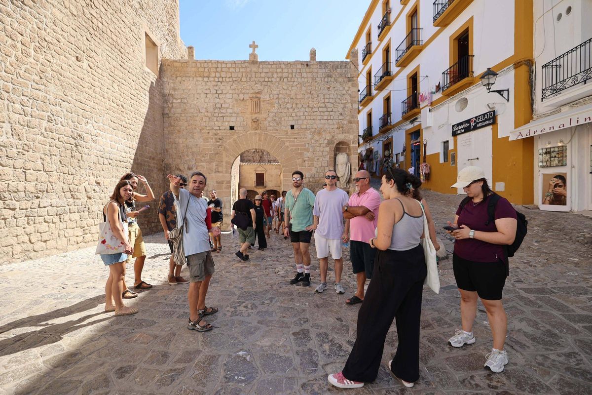 Ibiza muestra sus huellas de la Segunda República y la Guerra Civil