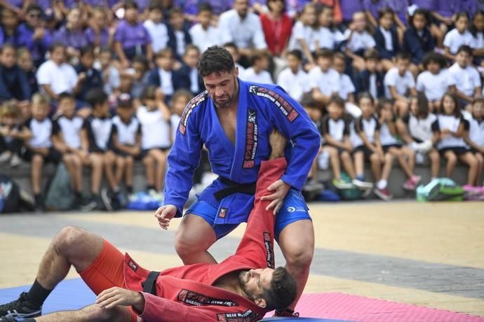 27-09-19 LAS PALMAS DE GRAN CANARIA. . LAS PALMAS DE GRAN CANARIA. Jornada de puertas abiertas de la Policía Nacional en el Parque Juan Pablo II. Fotos: Juan Castro.  | 27/09/2019 | Fotógrafo: Juan Carlos Castro