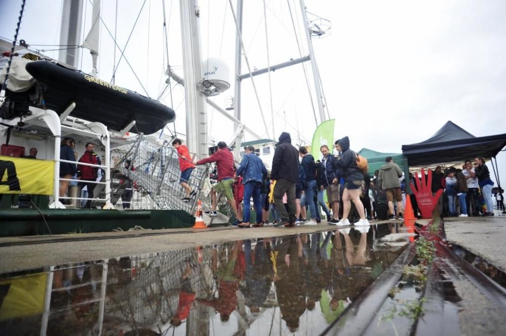 Así es el Rainbow Warrior de Greenpeace