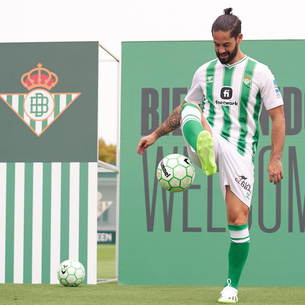 Isco fue presentado ayer como jugador verdiblanco.