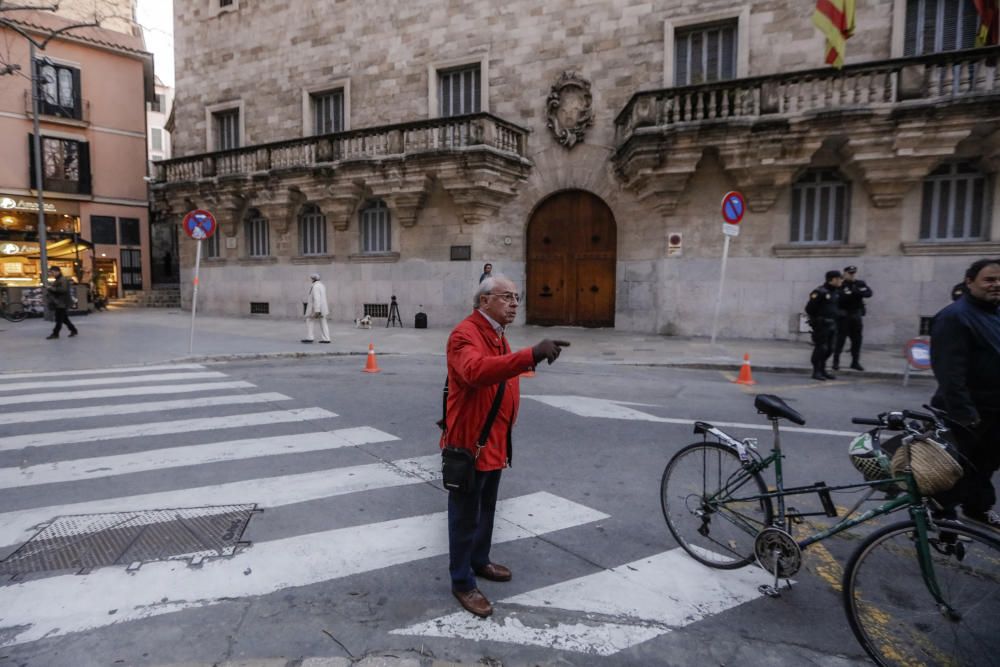 Manifestación independentista frente al TSJB