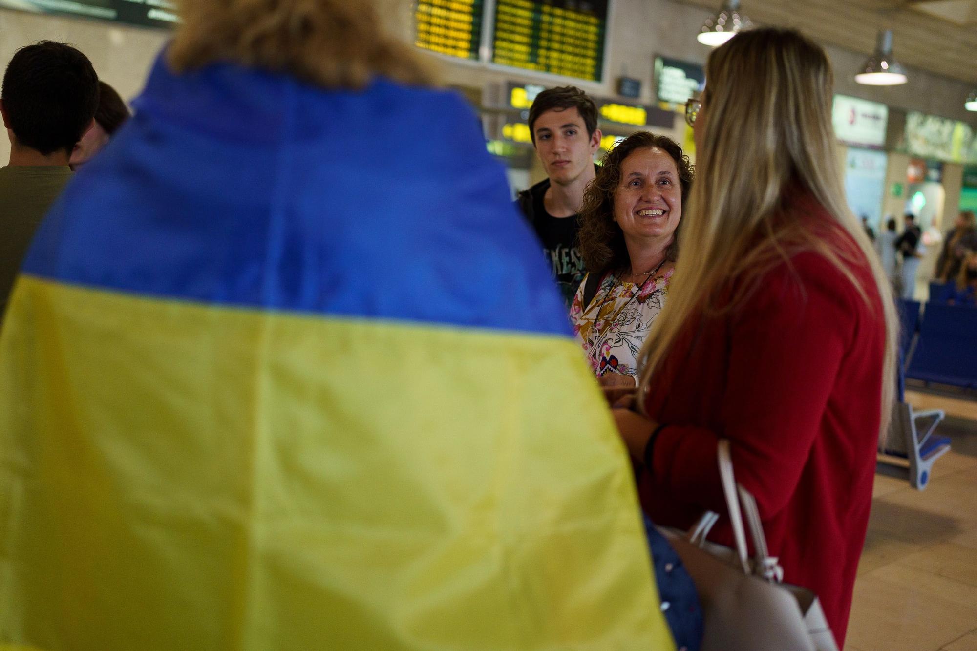 Llegada de 122 refugiados ucranianos a Tenerife