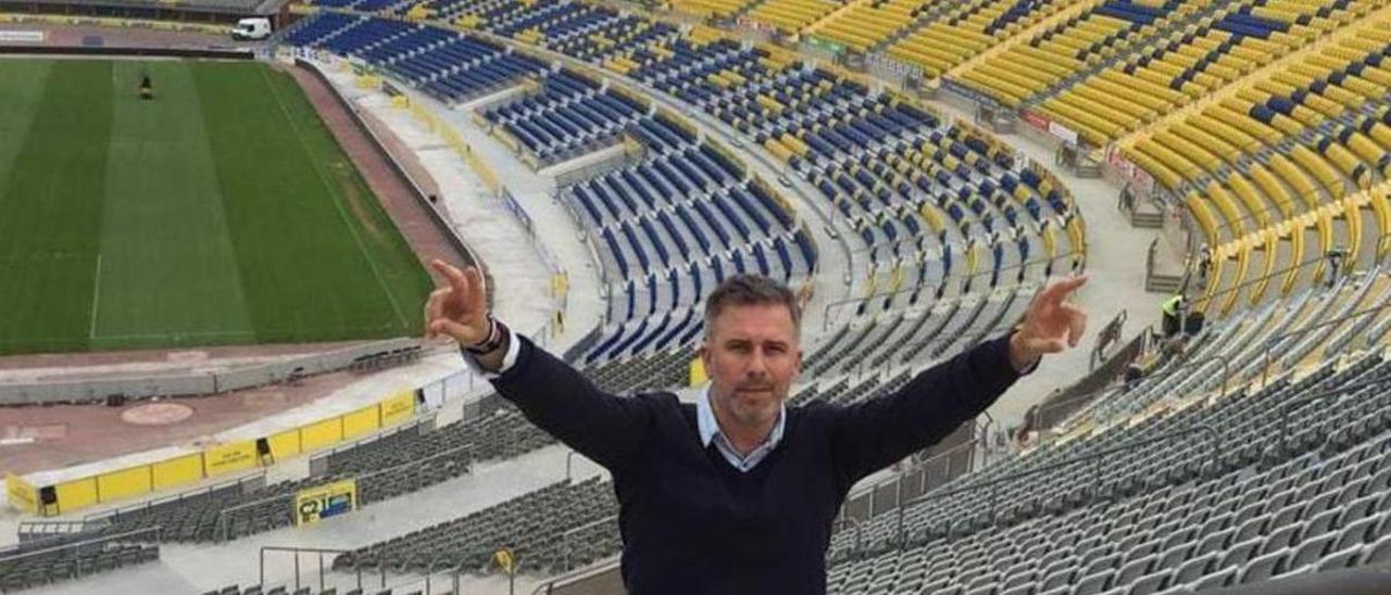 David Ramos, jefe de protocolo del palco del Estadio de Gran Canaria