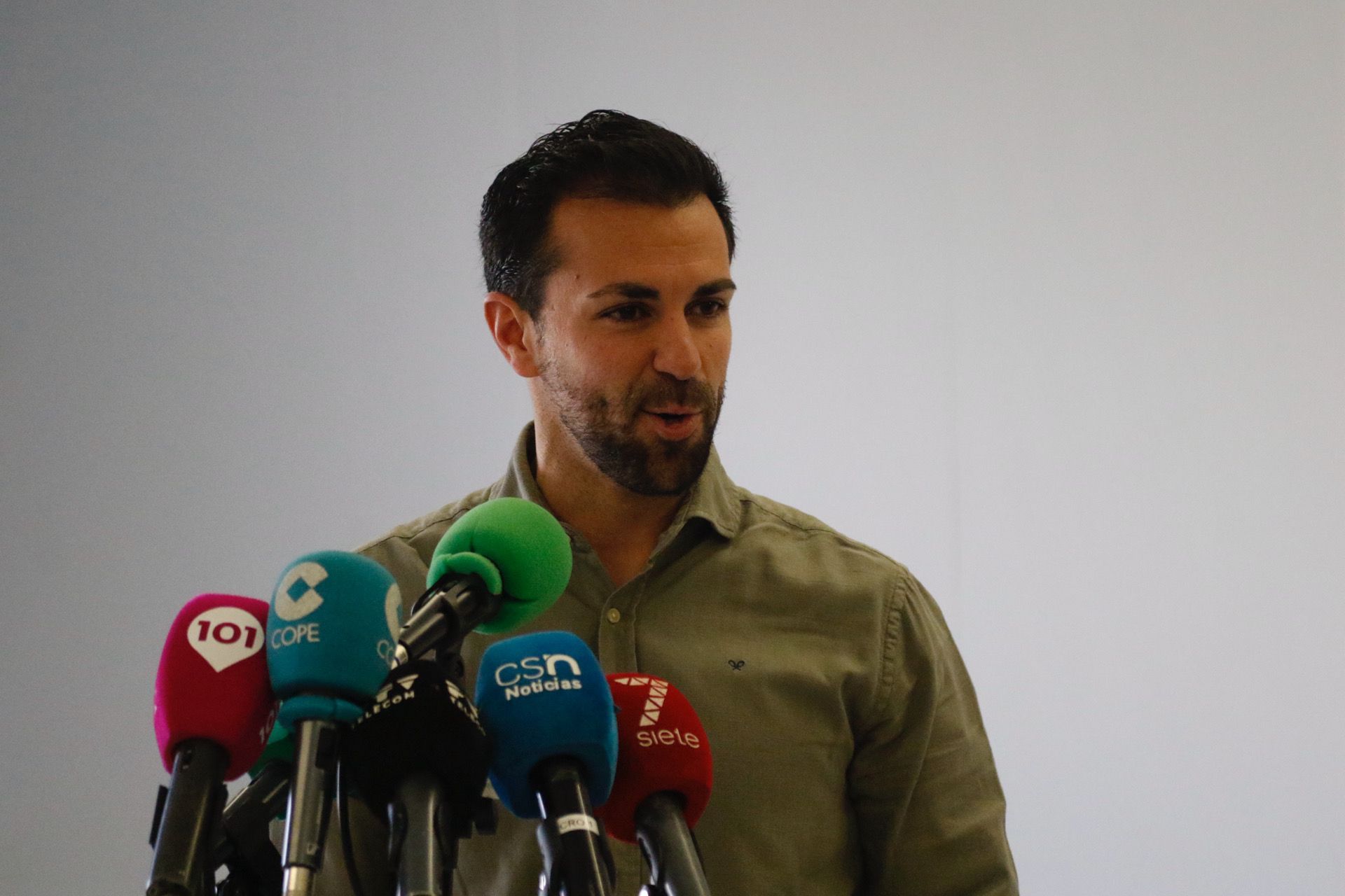 La presentación del partido de homenaje del Córdoba CF a Javi Flores, en imágenes