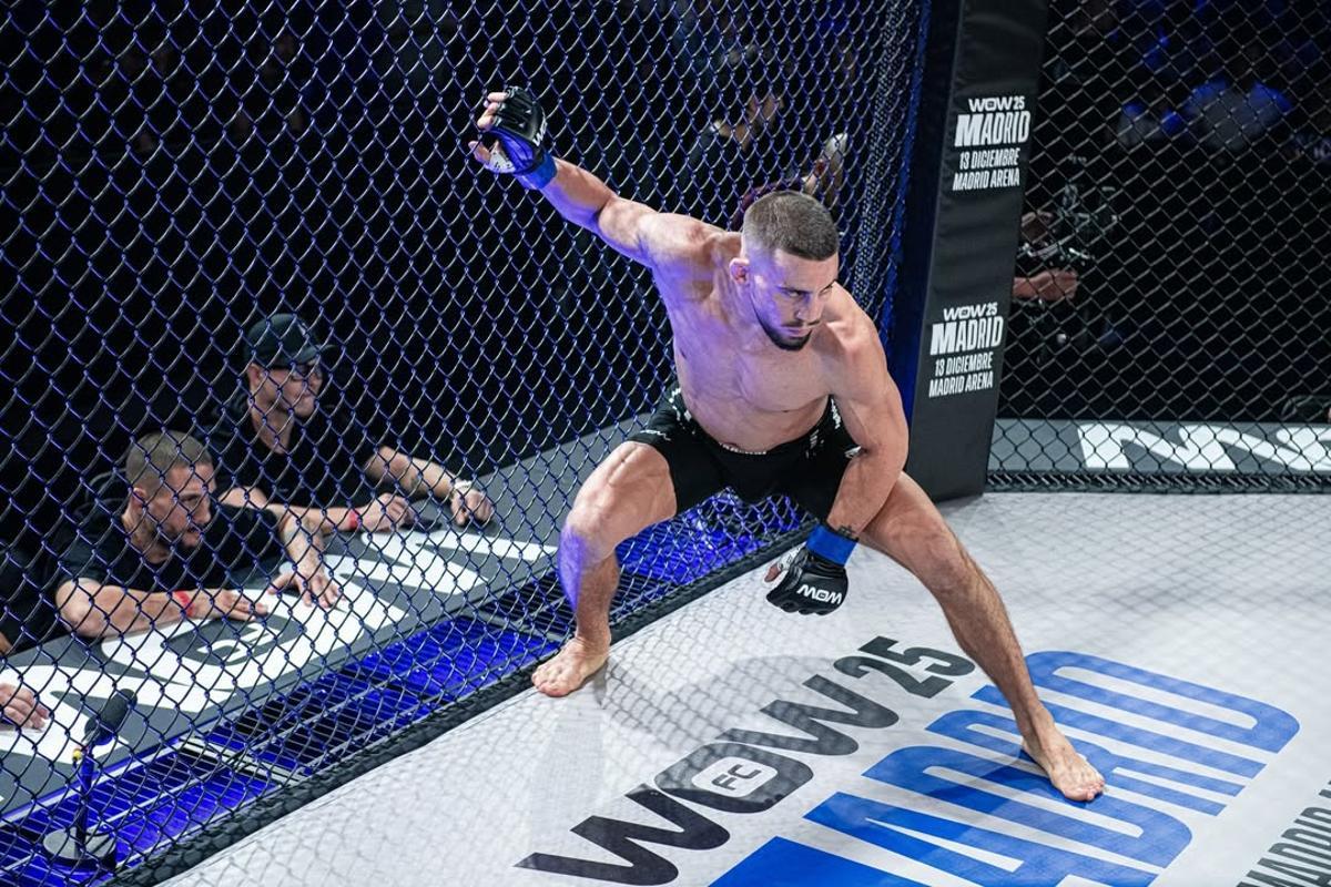 Nico Medina en su debut profesional