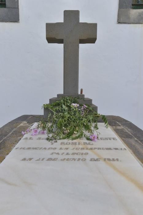 Ruta por el cementerio de Vegueta