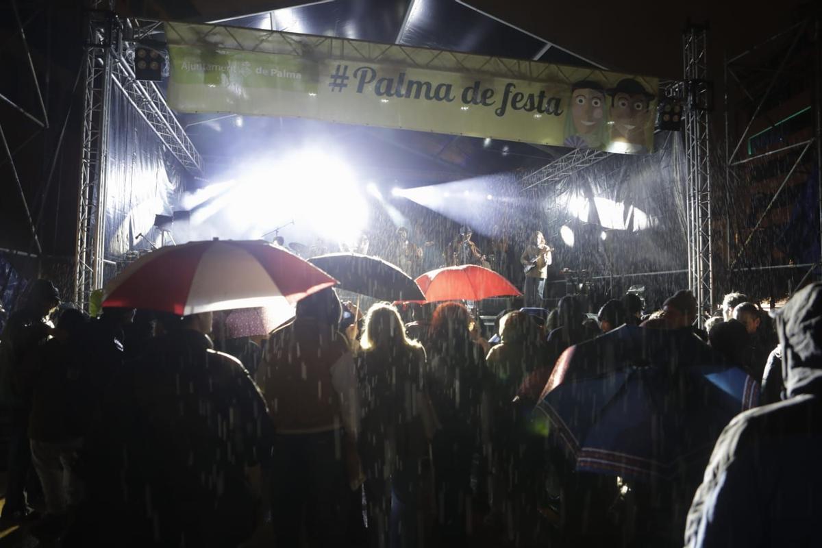 Grillen und feiern im Regen: Palmas Stadtfest zu Sant Sebastià
