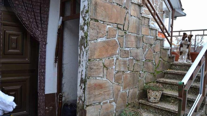 Vivienda de la vecina de El Puente de Sanabria que ha tenido el problema con la luz.