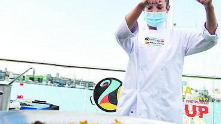 La cocinera ilicitana Noelia Pascual, durante la competición.