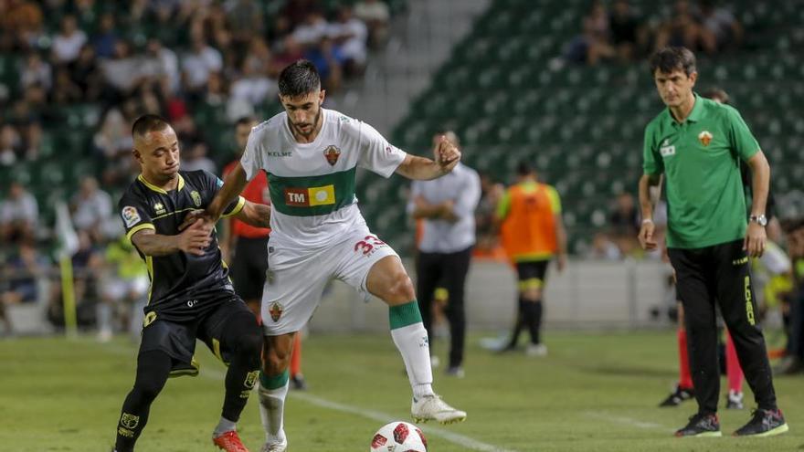 Redru, durante una acción del partido de Copa del Rey Elche-Granada.