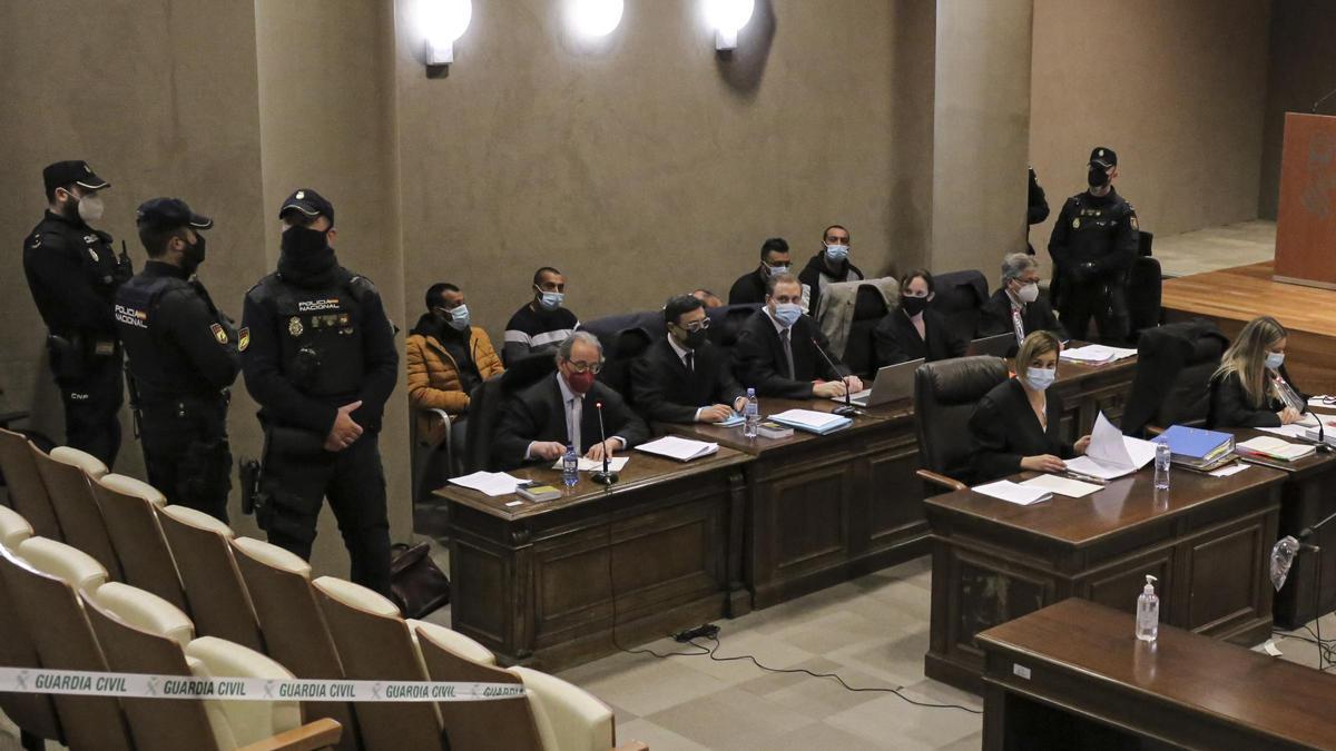 Cinco hermanos se sentaron en el banquillo de los acusados de la Audiencia Provincial