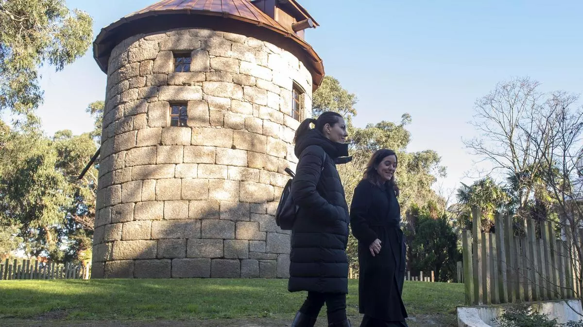 Completada la restauración del molino del parque de Santa Margarita