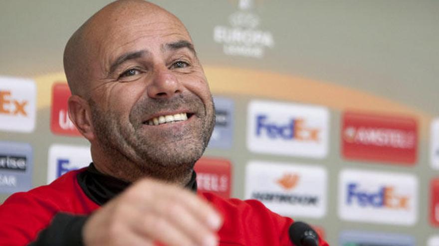 Peter Bosz, entrenador del Ajax // EFE