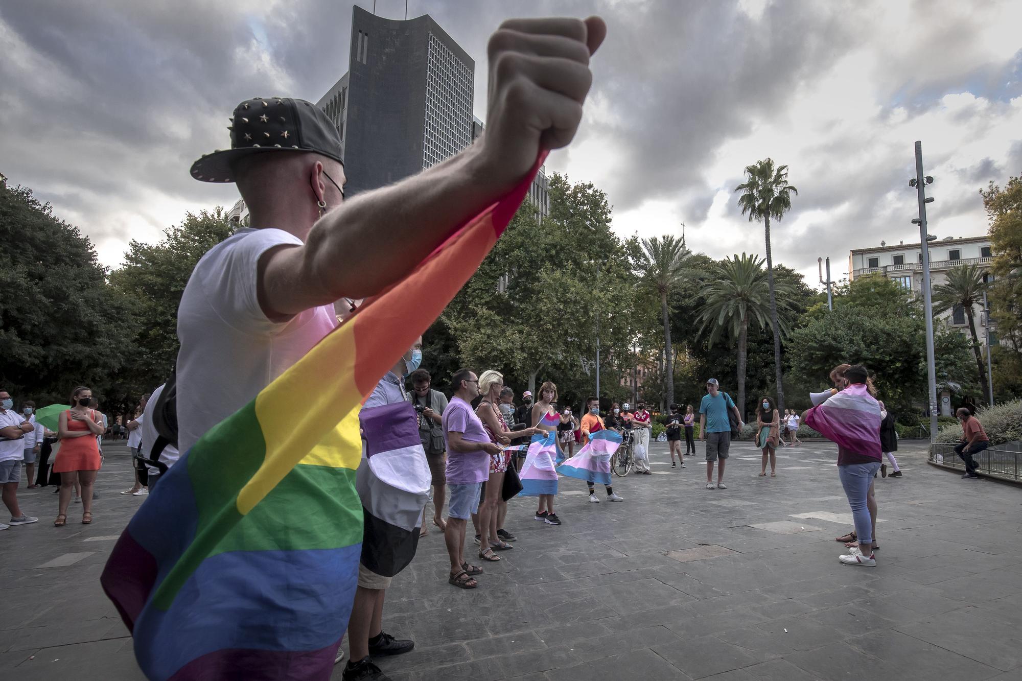 Manifestación LGTBI en Palma: «Sufrimos agresiones cada día»