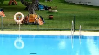 Un joven de 21 años muere en una piscina de Fuengirola