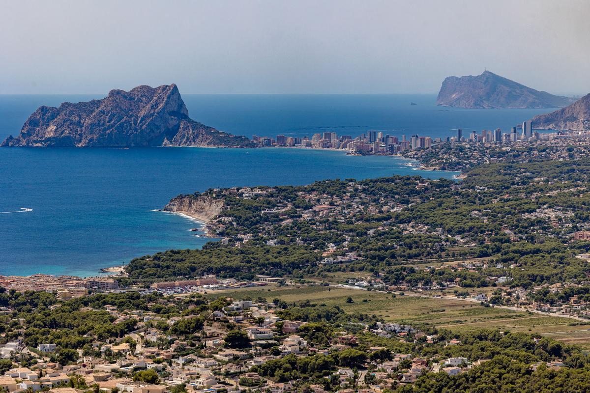 Una vista de las urbanizaciones de Calp.