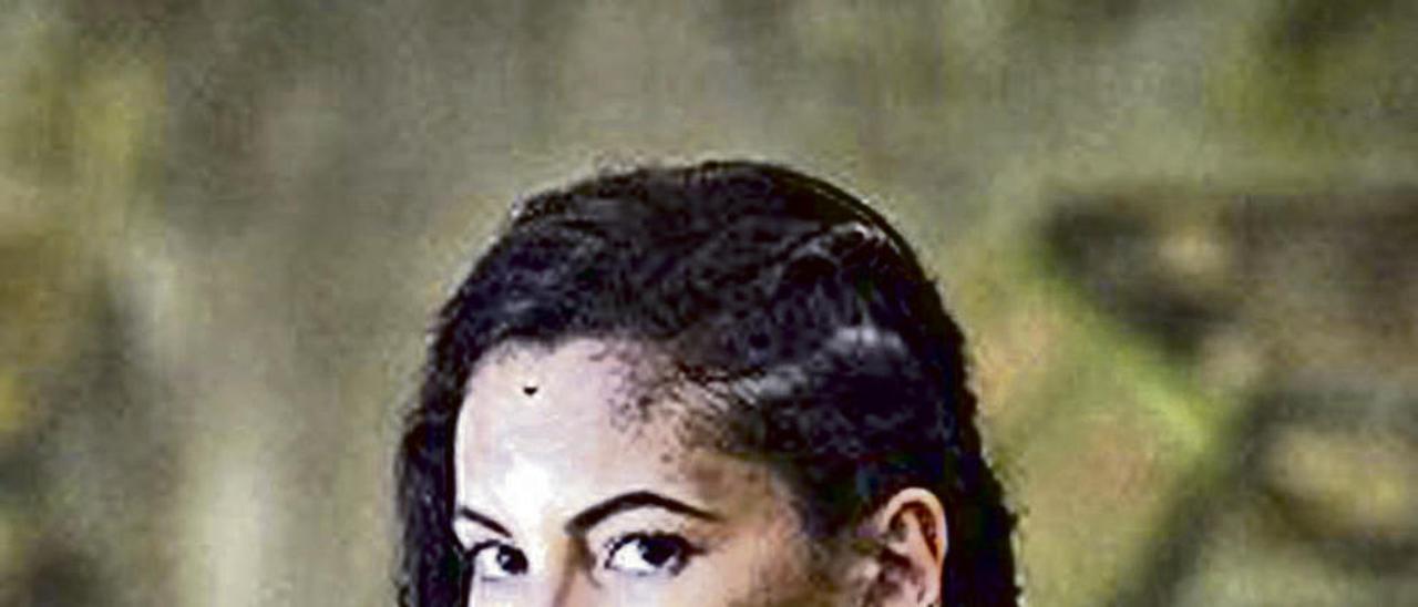 Ivana Baquero, caracterizada como Eretria para la serie.