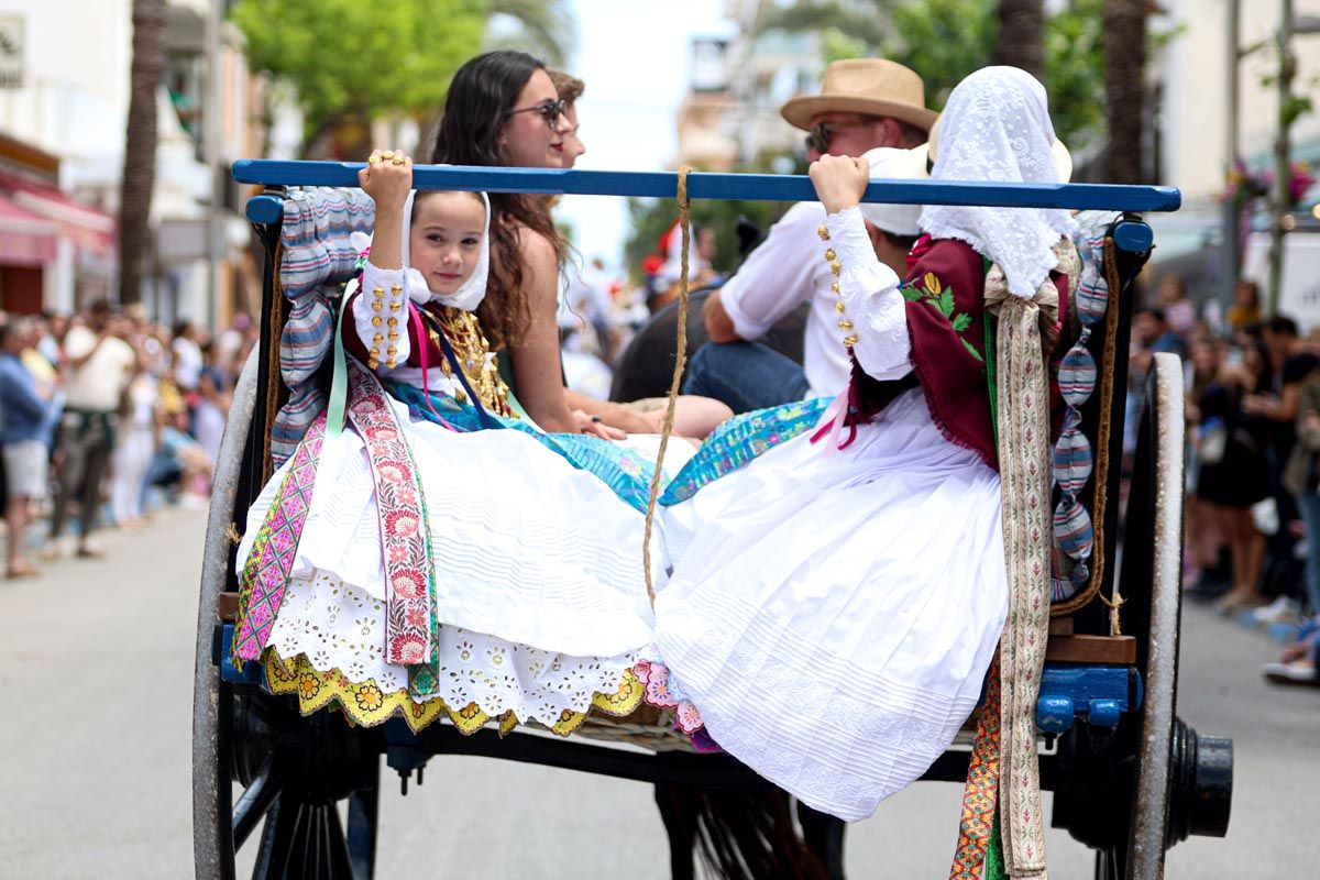Todas las imágenes de 'Anar a maig' en Santa Eulària