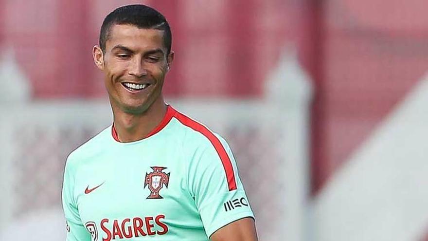 Cristiano Ronaldo, en un entrenamiento con la selección de Portugal.