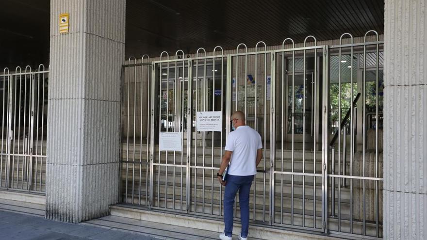 Un positivo de covid en la Agencia Tributaria obliga a desalojar el edificio