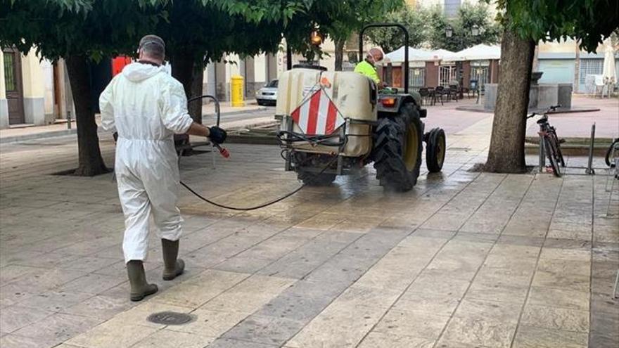 Continúan los trabajos de desinfección en calles y edificios