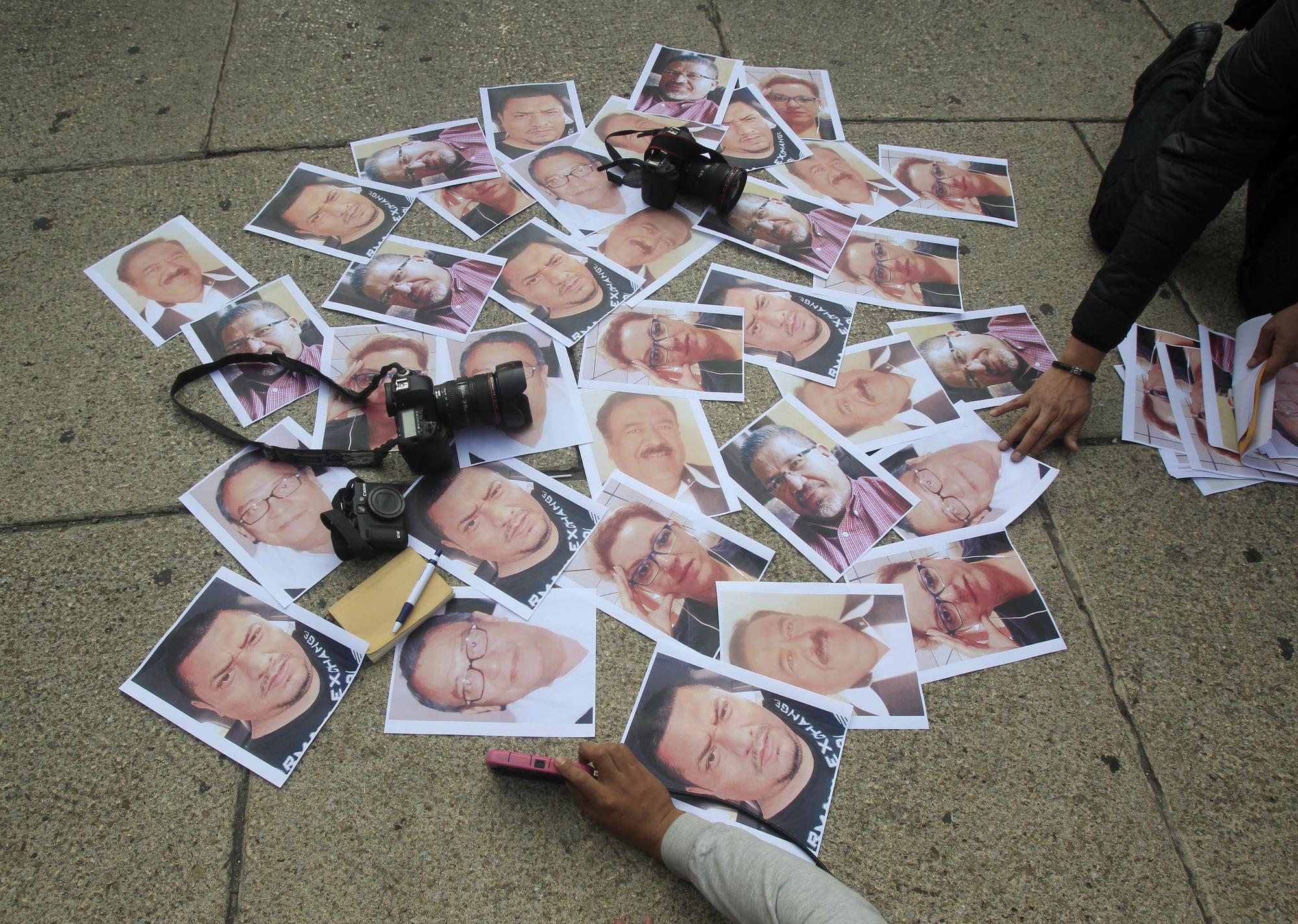 Protesta por el asesinato de periodistas llevada a cabo en 2017 en Ciudad de México.