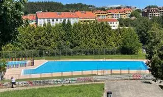 Las piscinas de Lalín, de pago este verano, abren a partir de hoy de 12.00 a 20.00 horas
