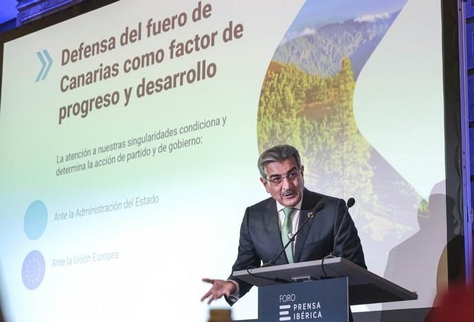 LAS PALMAS DE GRAN CANARIA. Foro Prensa Ibérica en Canarias, Vicepresidente del Gobierno de Canarias,  Román Rodríguez  | 14/01/2020 | Fotógrafo: José Pérez Curbelo