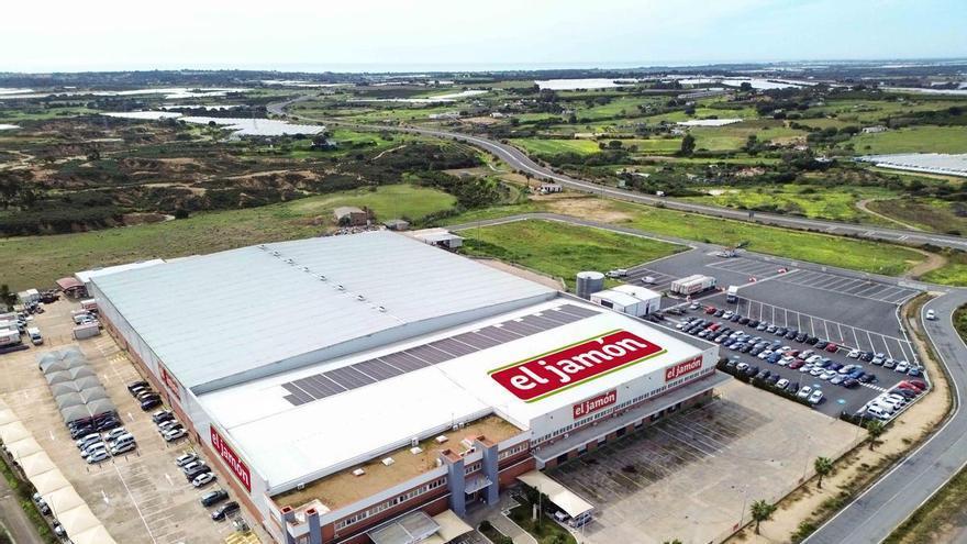 60 años después, El Jamón completa su expansión por Andalucía con la compra de Supermercados Dani