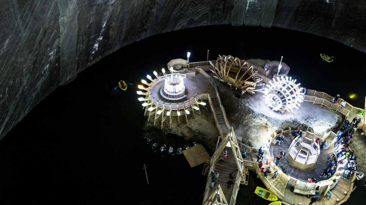 Un parque temático a 80 metros bajo tierra