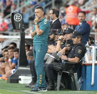 García Pimienta tiene una cuenta pendiente con el CD Tenerife