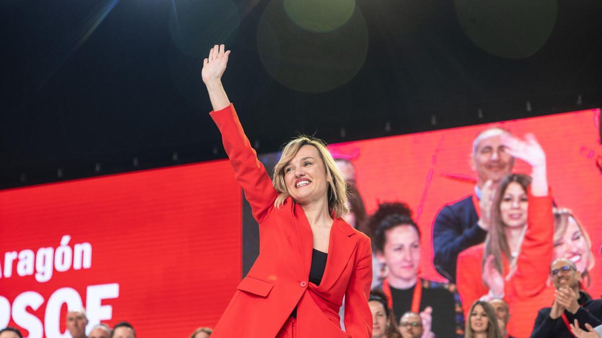 La secretaria general del PSOE Aragón, Pilar Alegría, este domingo en la clausura del Congreso socialista.