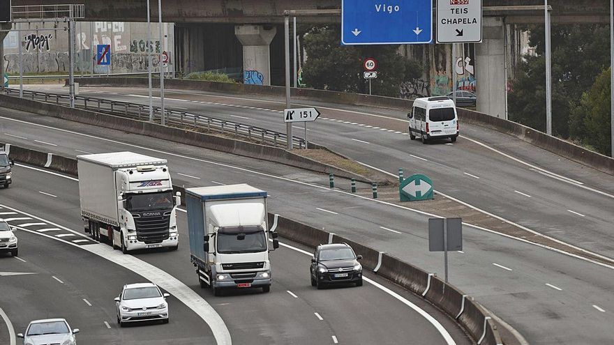 Tramo urbano de Vigo de la AP-9. | // RICARDO GROBAS