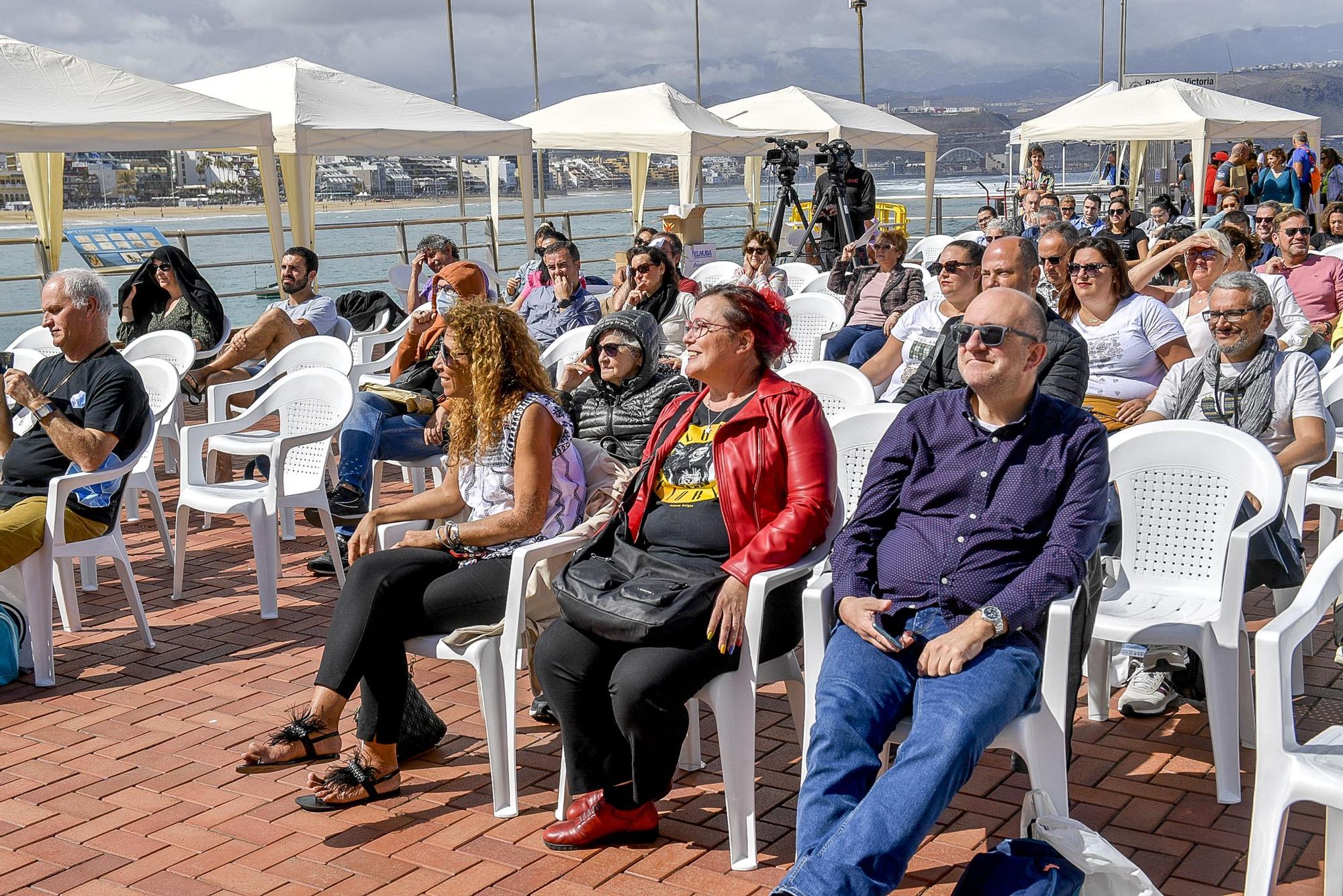 Fiesta de las Matemáticas y el Libro en la Plaza de la Puntilla