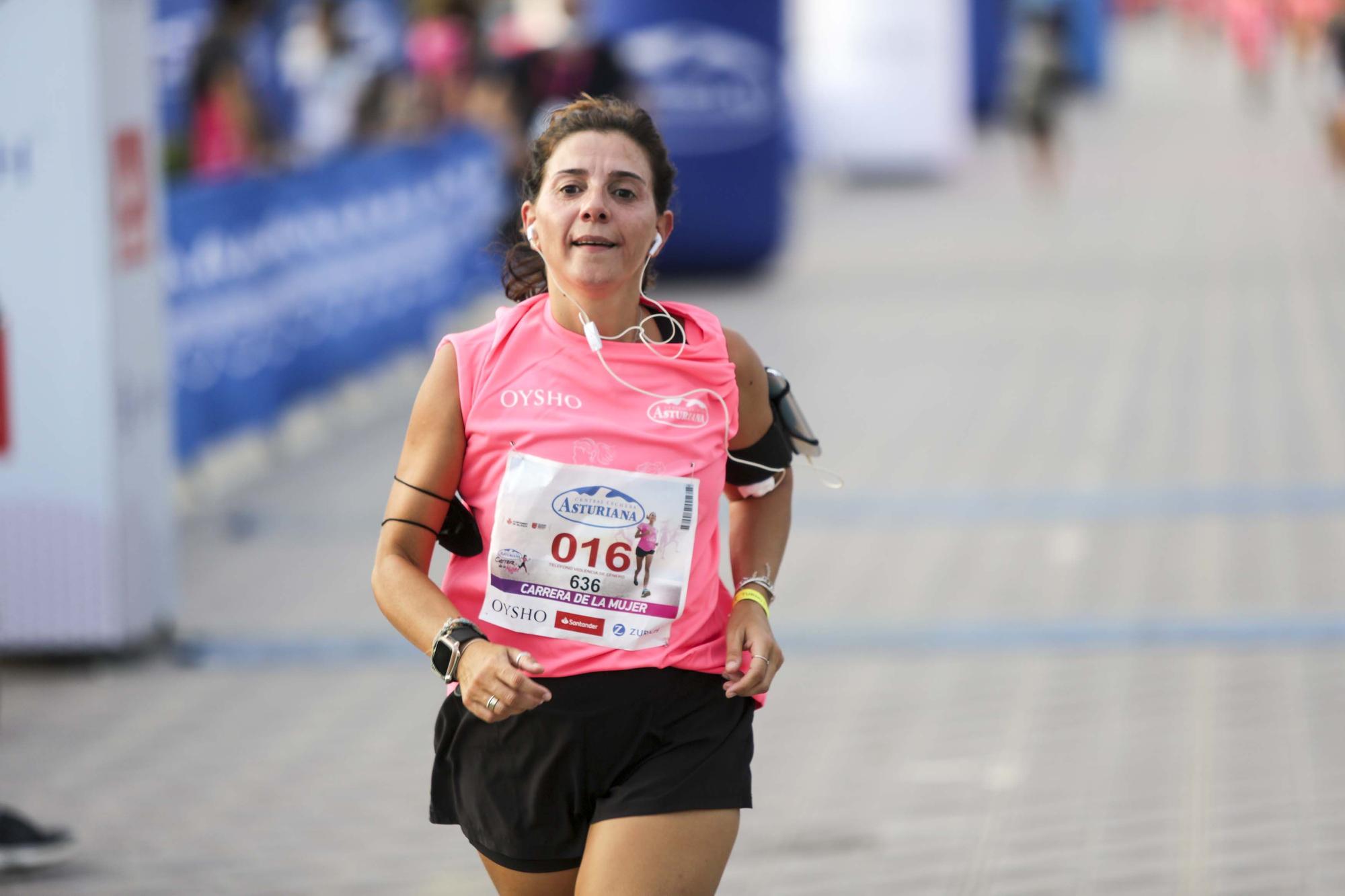 Las mejores imágenes de la carrera de la Mujer en València