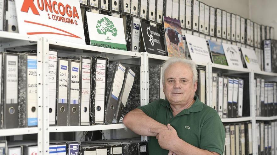 «A industrialización conxunta do leite tiña que acometerse hai 25 anos»