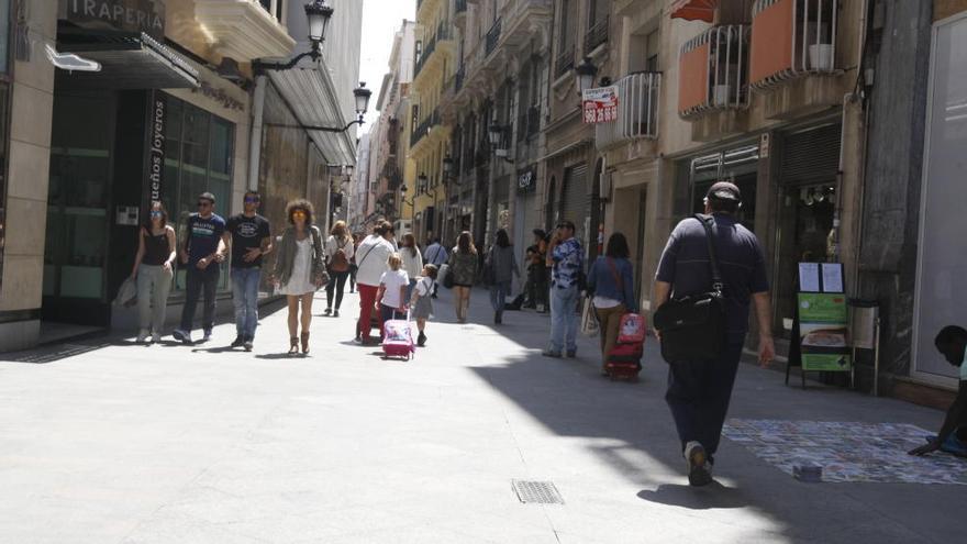 La calle de Trapería es una de las más transitadas de la capital.