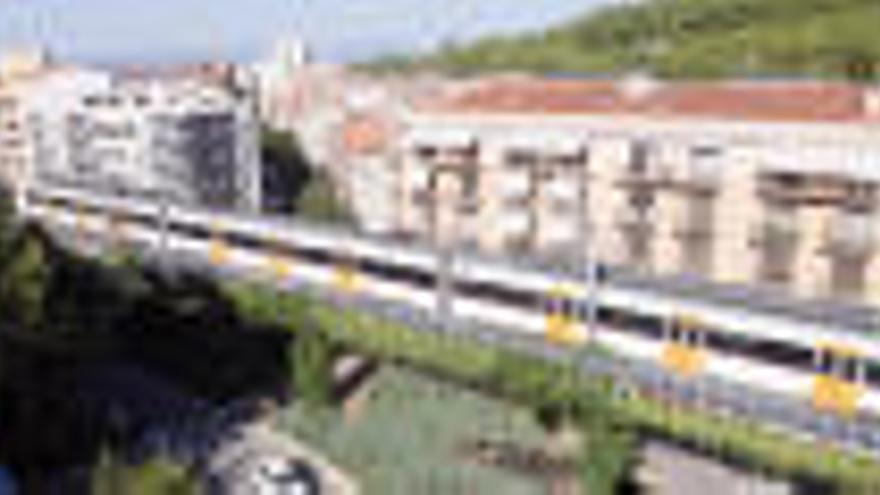 Girona reclama un informe d&#039;Adif sobre l&#039;estat del viaducte del tren convencional