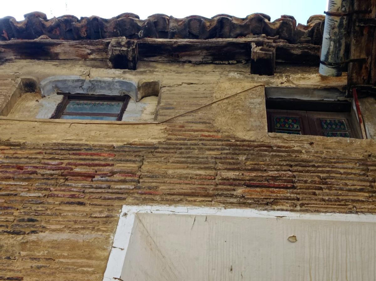 Daños en la casa de la calle Mediavilla nº 5, en Ejea de los Caballeros