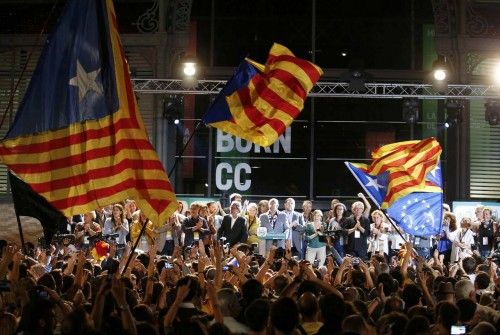 Junts pel Sí celebra su victoria en las elecciones catalanas